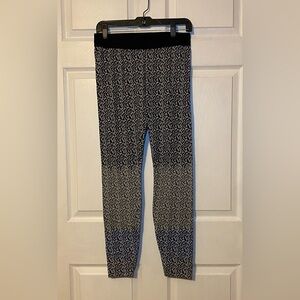 Cabi Easy Legging Size M